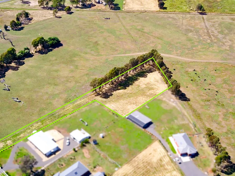 TITLED BUILDING BLOCK - 5014M2
