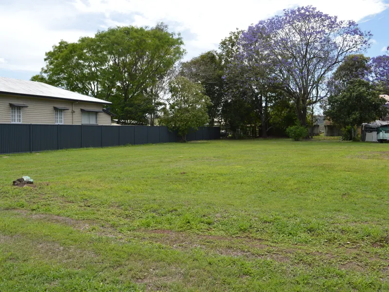 1/4 Acre Block On Patrick