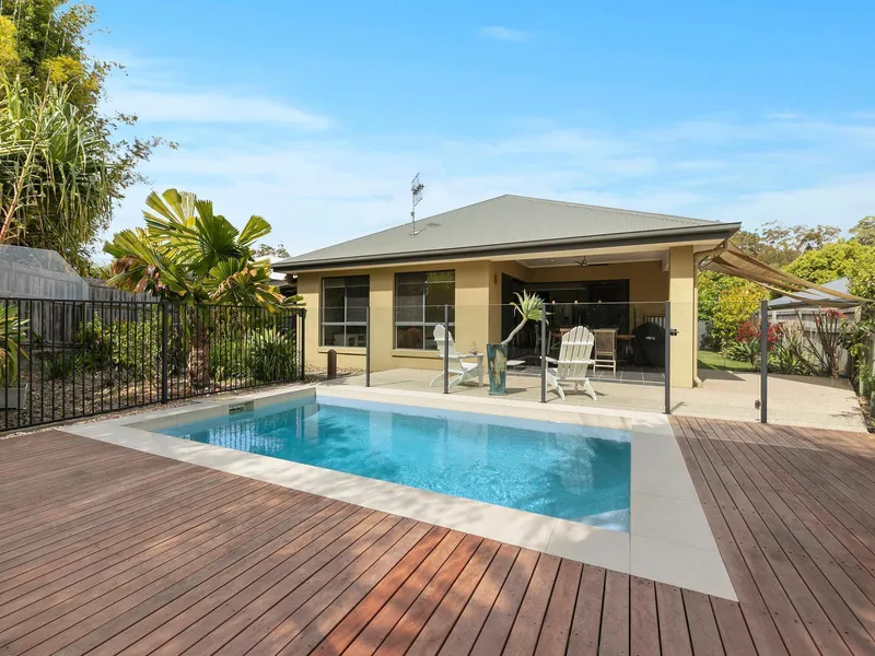 Spacious low set family home with a pool