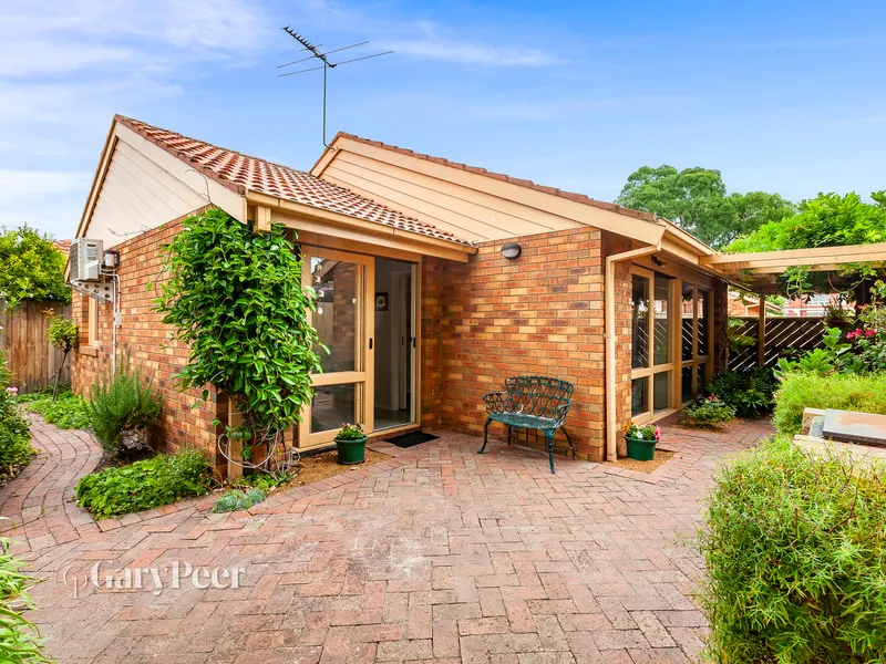 Peaceful, private & well-proportioned