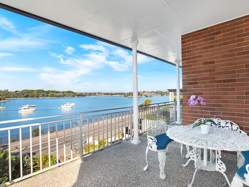 Commanding waterfront of rare size and potential