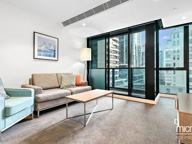 Next-Level Luxury in Near-New Southbank Place