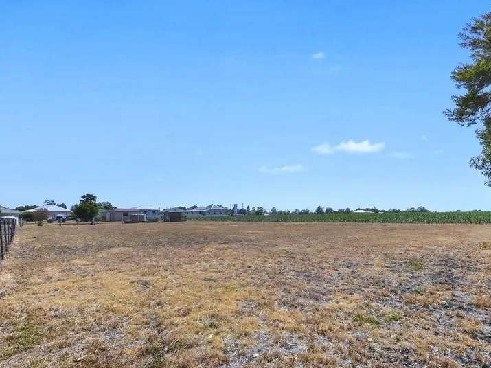 Exceptional Value Land Buying in Clifton