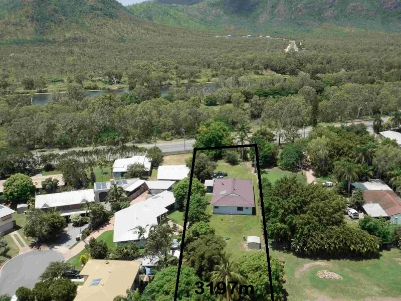 CITY FARMERS - Big Home on 3197m2