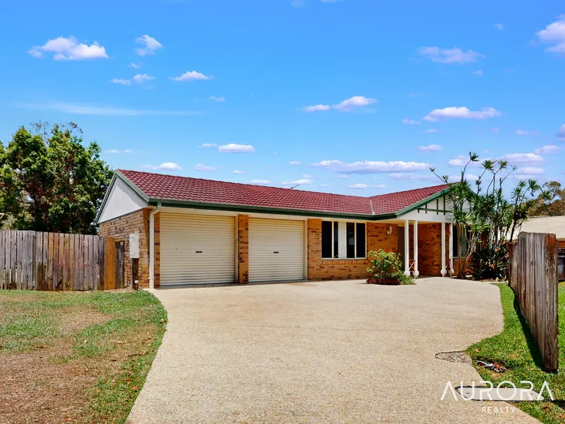 THIS LOVELY HOME IS SITUATED IN A PEACEFUL LOCATION!
