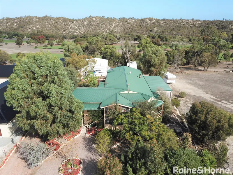 Established Versatile Residence