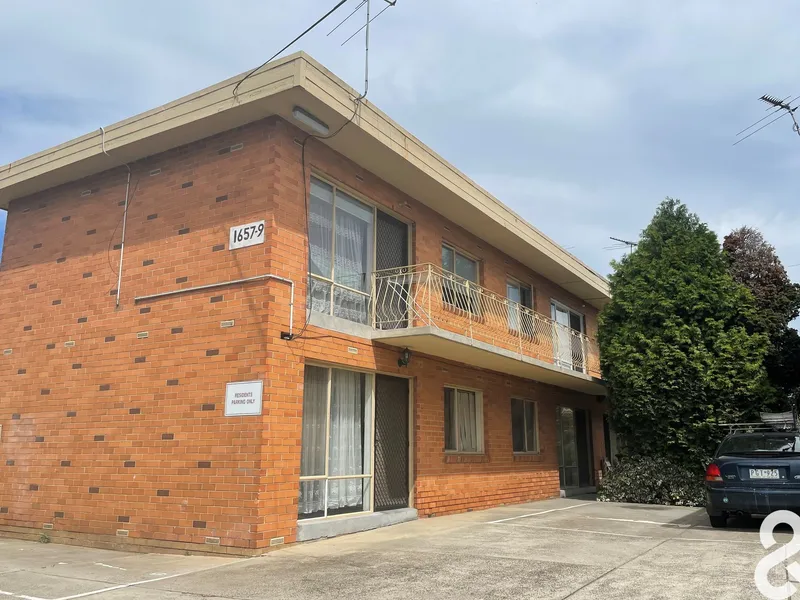 Neat And Tidy One Bedroom Apartment
