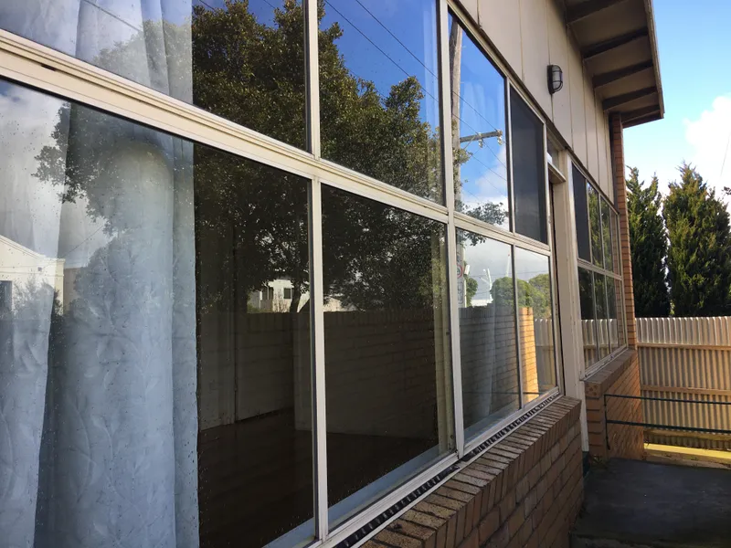 Walk to Shops,Cafes, Medical & Sports Amenities