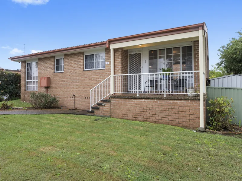 Ultra-Convenient Villa Living