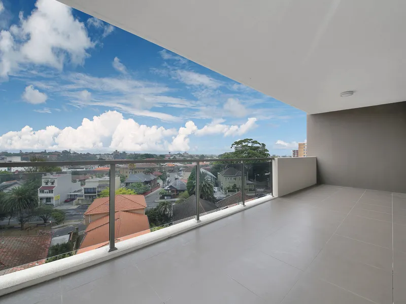 Executive Apartment in the Heart of Bondi Junction!