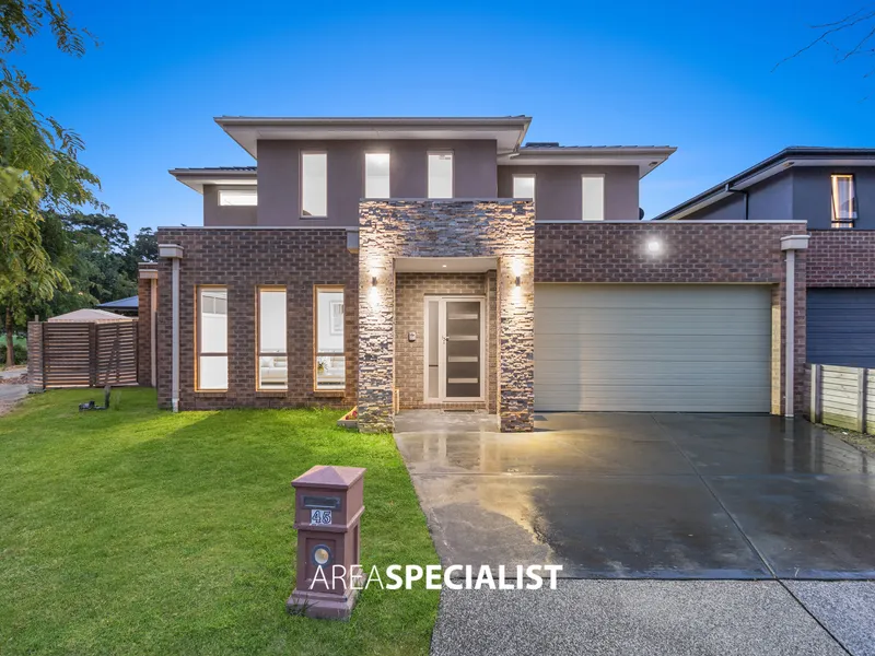 ULTIMATE LUXURY LIFESTLE...!