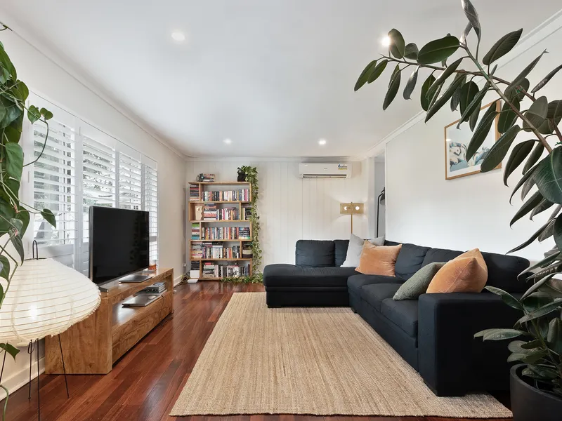 OH, SO COSY! - 4 BEDROOMS