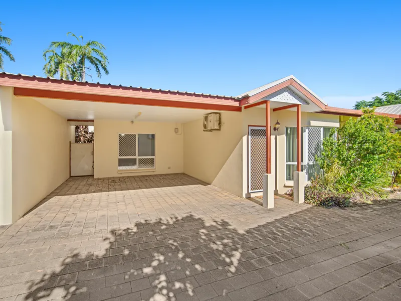 Rosebery Gem - Spacious Ground Level Unit