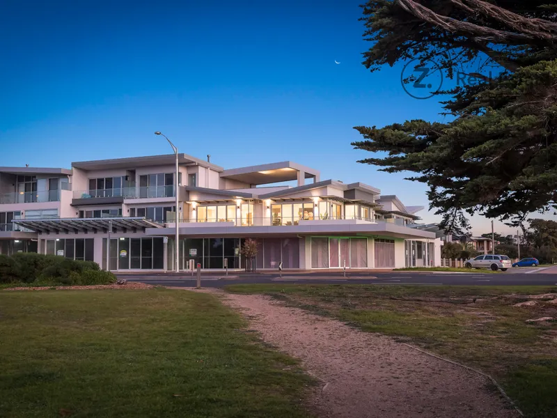 Private Living, Panoramic Views