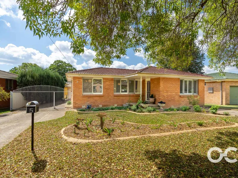 RECENTLY RENOVATED FAMILY HOME