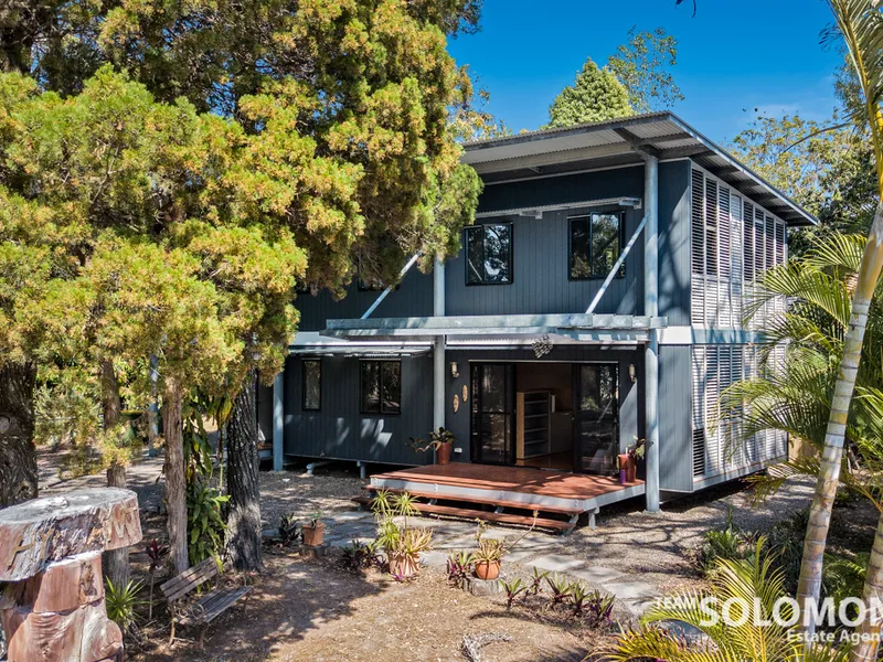 STUNNING 'ECO' HOME!