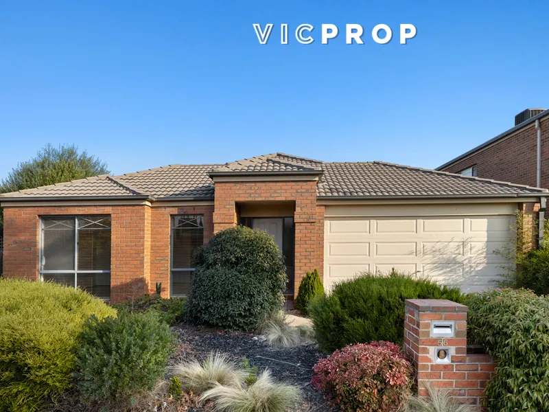 CONVENIENCE FAMILY HOME NEAR POINT COOK TOWN CENTRE!