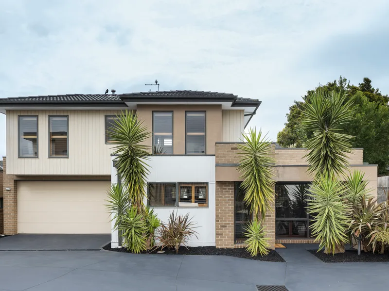 Spacious, stylish & serene in boutique complex