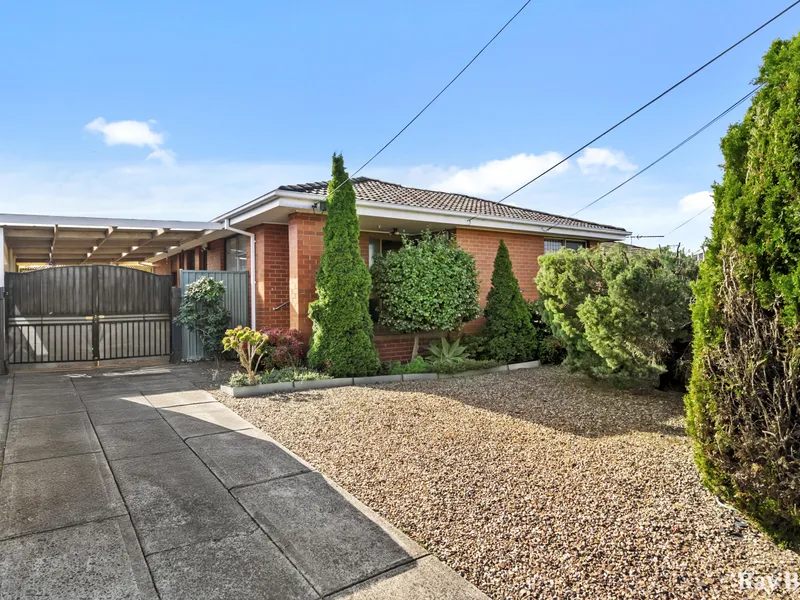 IN THE HEART OF COOLAROO