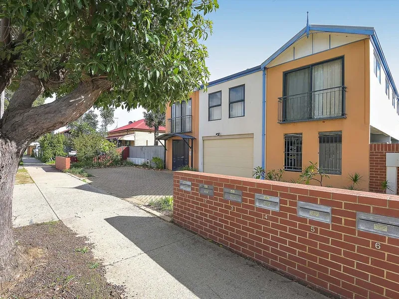 Move-In-Ready Townhouse