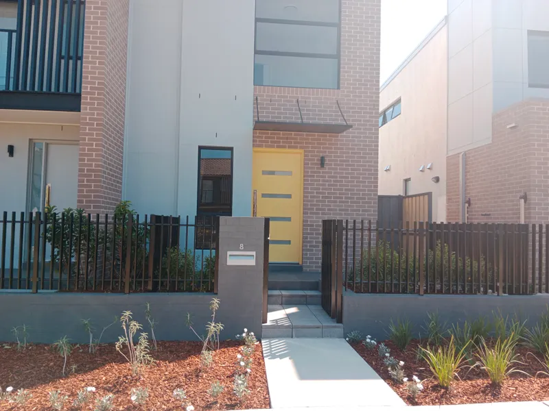 ULTIMATE CONTEMPORARY LIFESTYLE IN CONVENIENT LOCATION