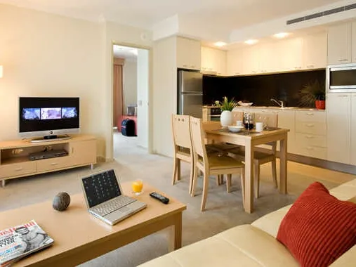 MANTRA RESIDENCES@ON MARY FULLY FURNISHED - 1 BEDROOM + STUDY