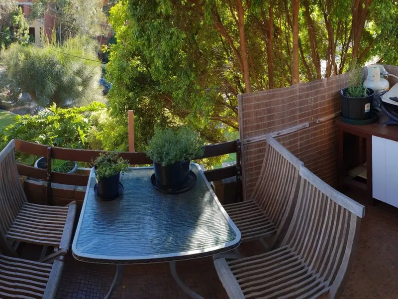 Beautiful North Facing Apartment