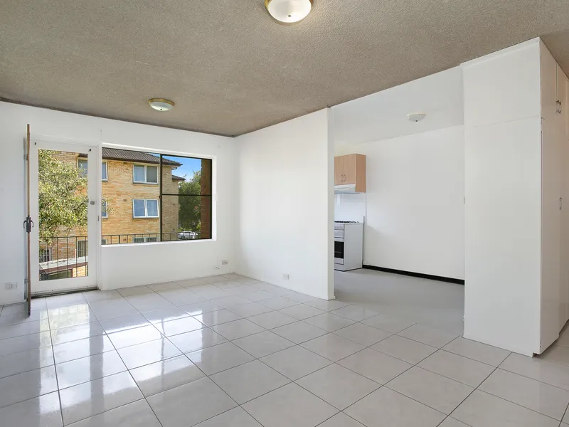 Large Freshly Painted 2BR + Parking