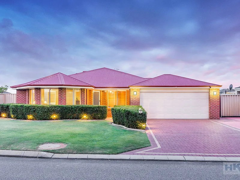 Spacious Entertainer In Bennett Springs