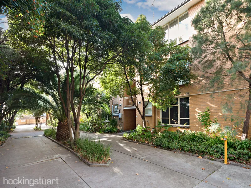 Peacefully Positioned On Residential Acland Street