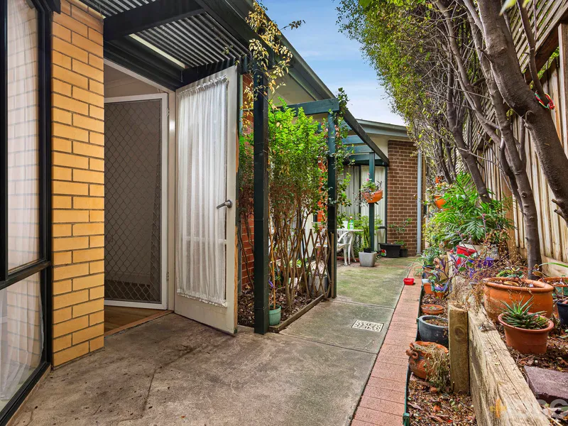 Sheridan Hall: A stunning investment opportunity!