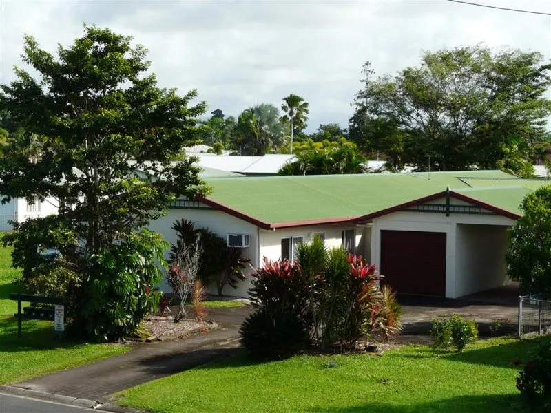 TOP UNIT IN A TOP SUBURB