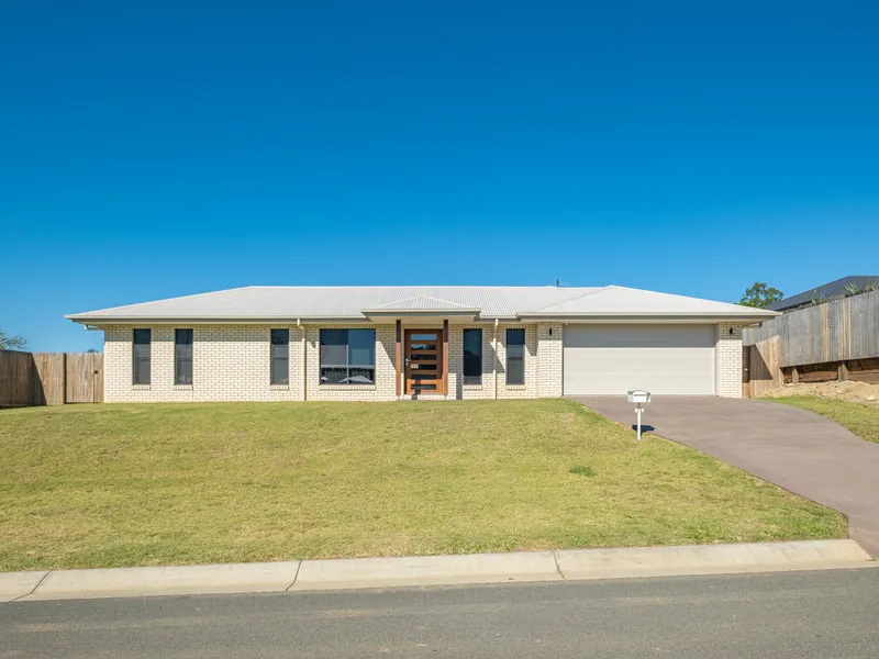 Stunning Home with Ducted Air Conditioning