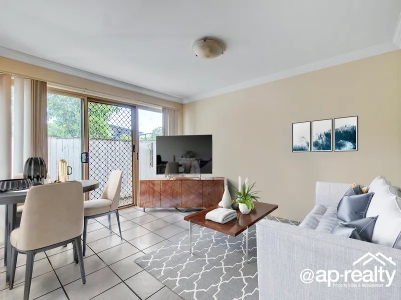 FIRST WEEK ON THE MARKET