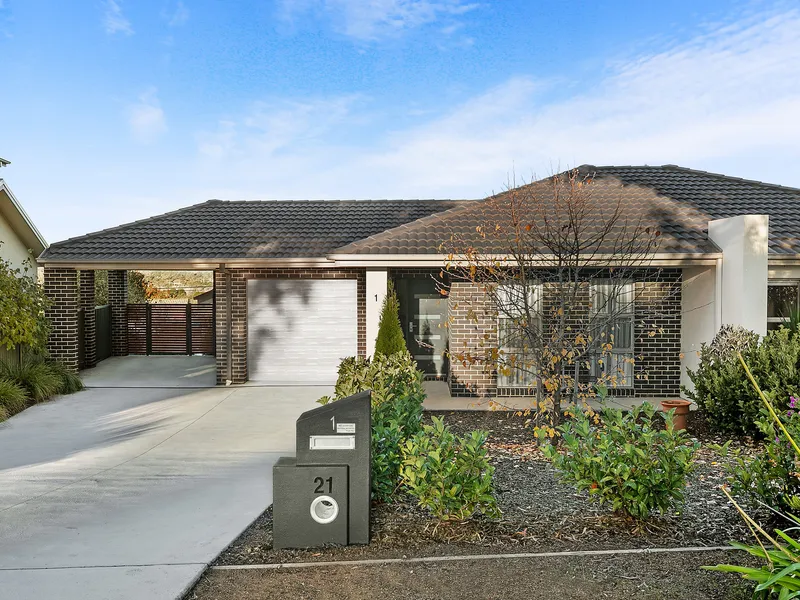 Stylish and Spacious with stunning views