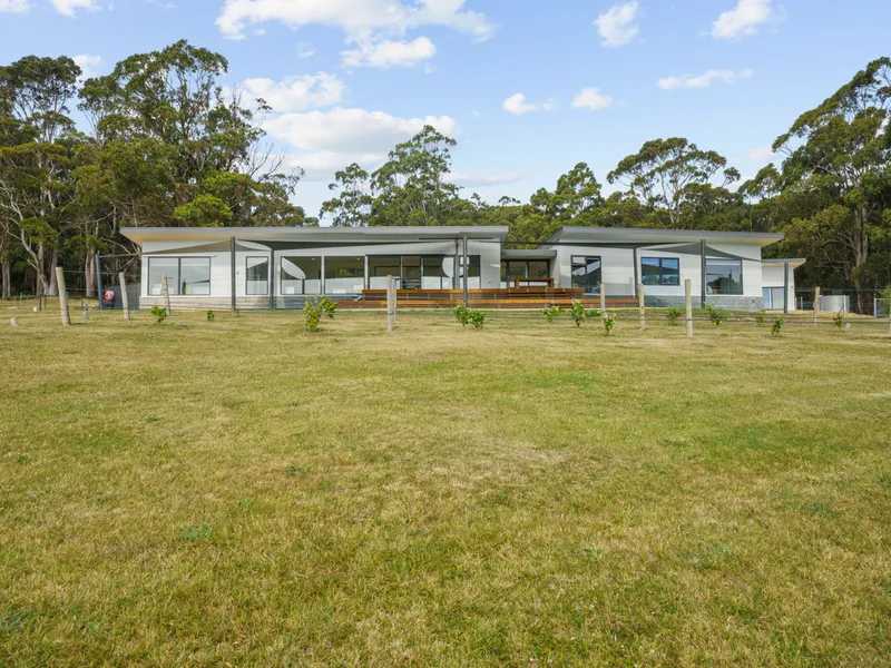 Absolutely faultless – perfect presentation, magnificent views