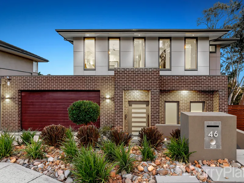 Faultless Family Living in Idyllic Setting