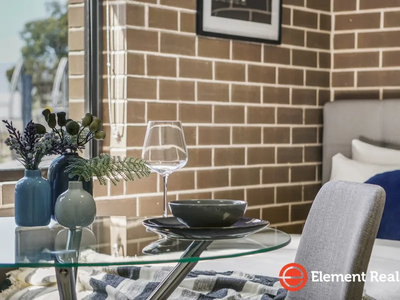 ONE WEEK RENT FREE - As New 1 Bedroom Studio, Next To Western Sydney University !!!