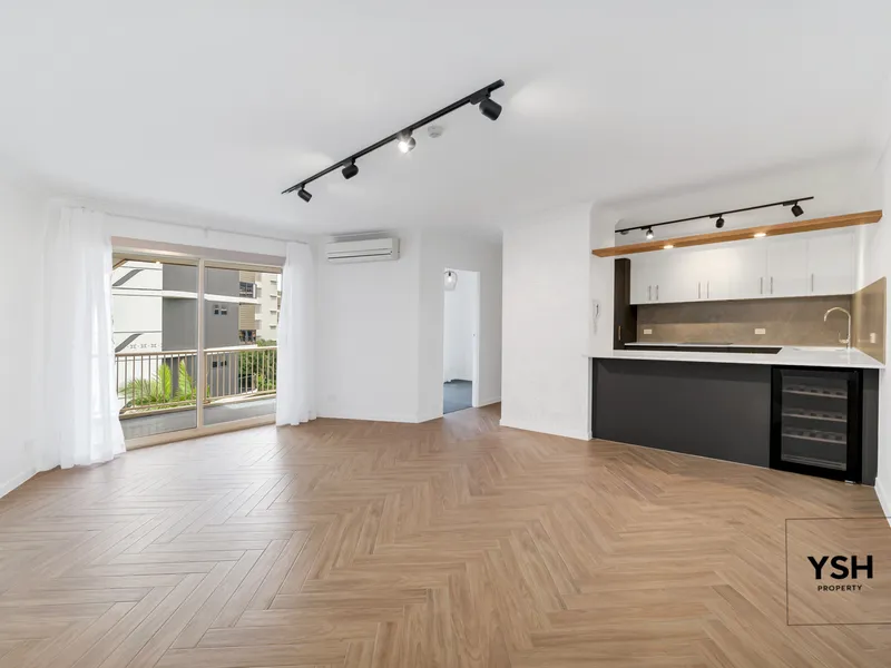 Top Floor Apartment - North East Aspect