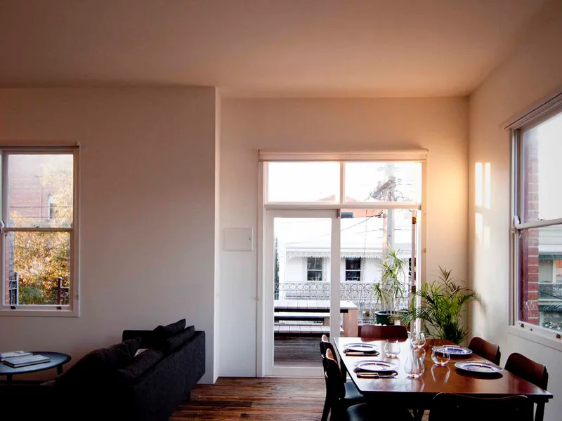 Heart of Fitzroy/Warehouse Style Abode