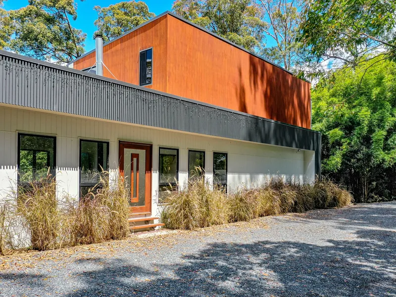 The ultimate contemporary Mountain residence