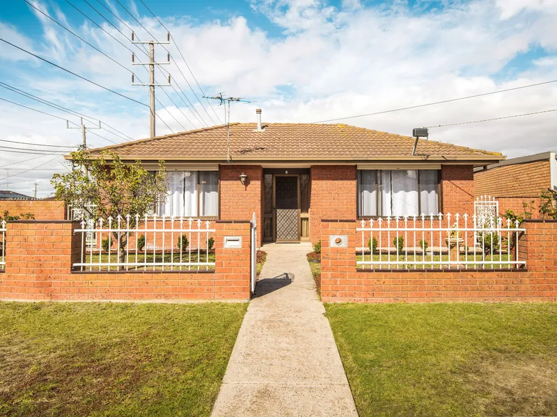 A neat home with endless potential.