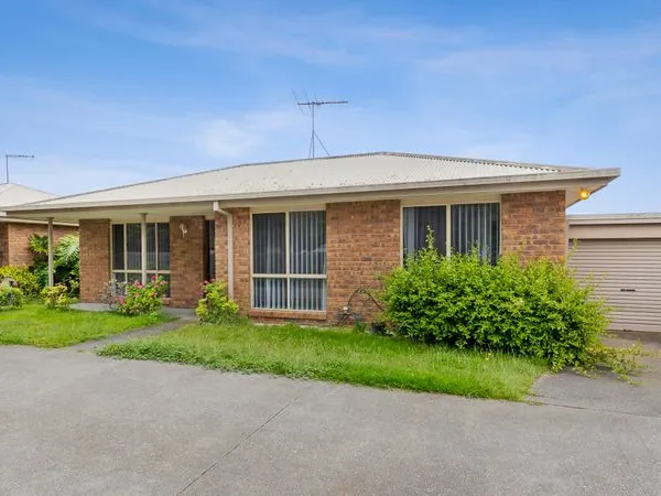 Two Bedroom Unit in Lara