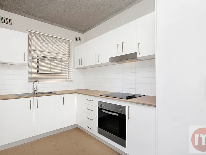 SUNSHINE, STYLE & CONVENIENCE IN THE HEART OF FIVE DOCK