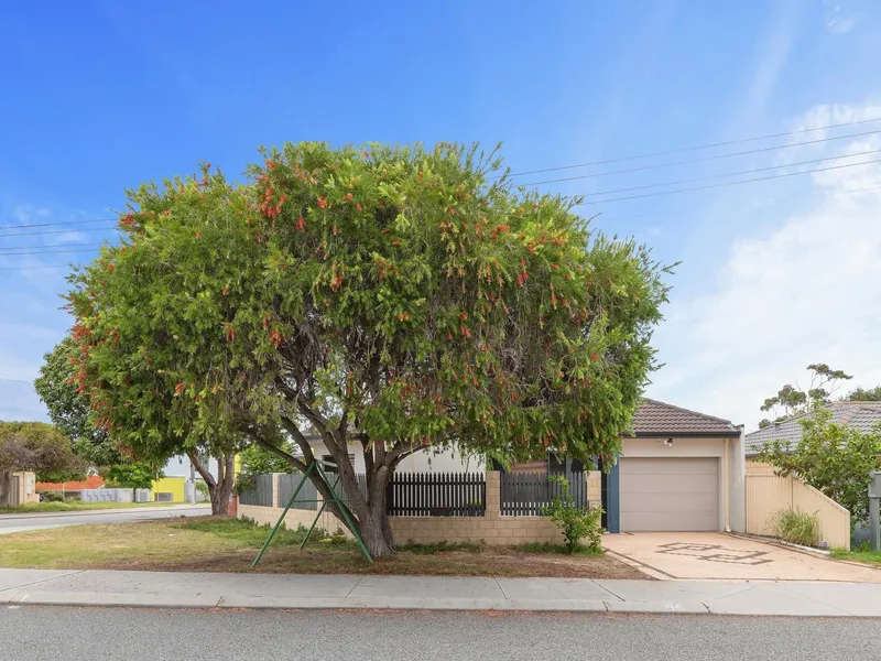 BEAUTIFUL  FAMILY HOME *** DON'T MISS OUT *****