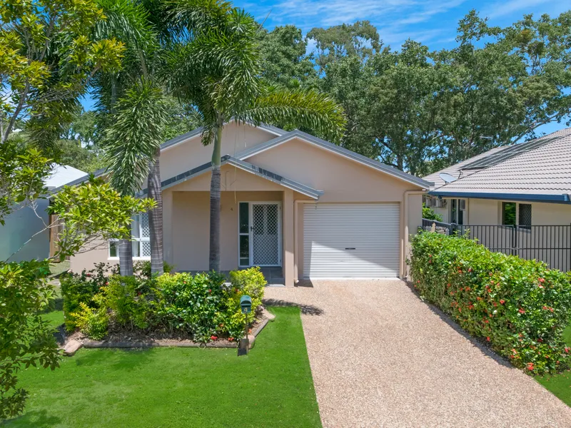 EXCELLENT LOCATION NEAR THE GOLF COURSE