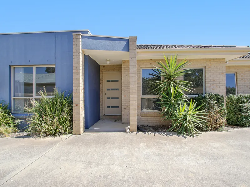 Relaxed Living or Great Investment Opportunity