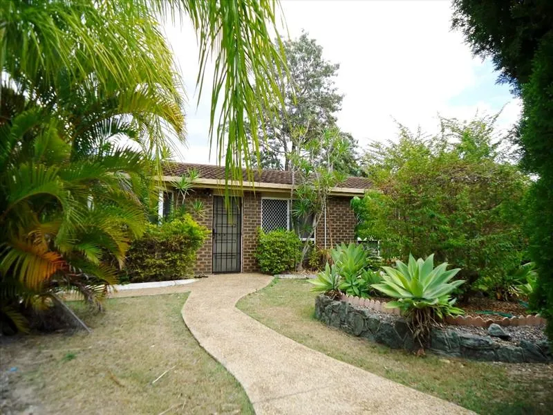 Lowset home with enclosed yard