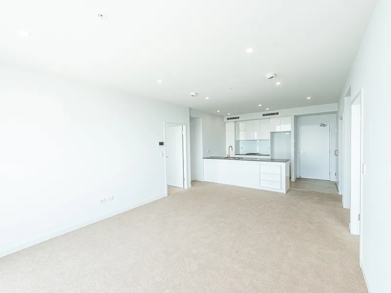 NEW COMPLETED 2 BEDROOM WITH WITH OUTSTANDING PARK VIEW. MOVE IN TODAY!