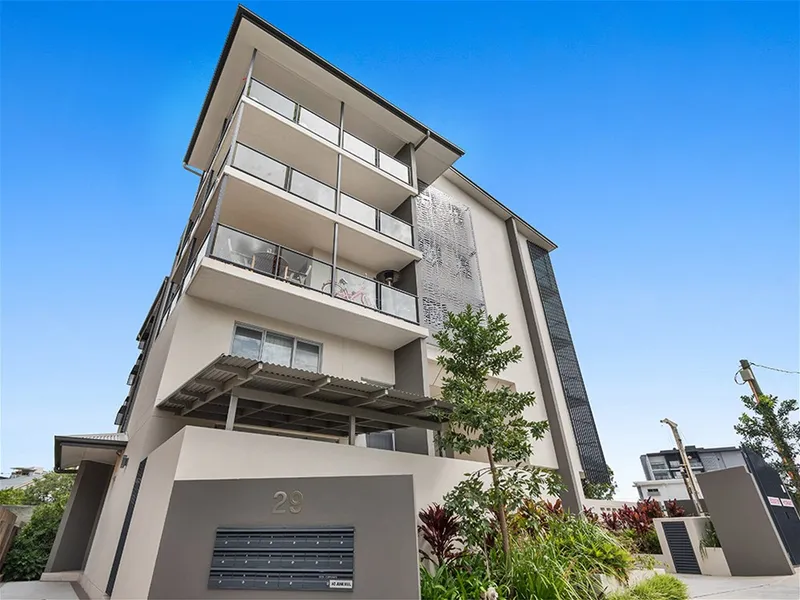 Reduced for Quick Sales, Vacant and Ready to Occupy or Tenant!